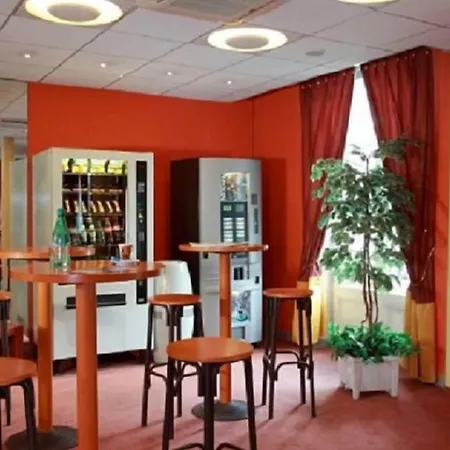 阿斯库瑞奥酒店 酒店